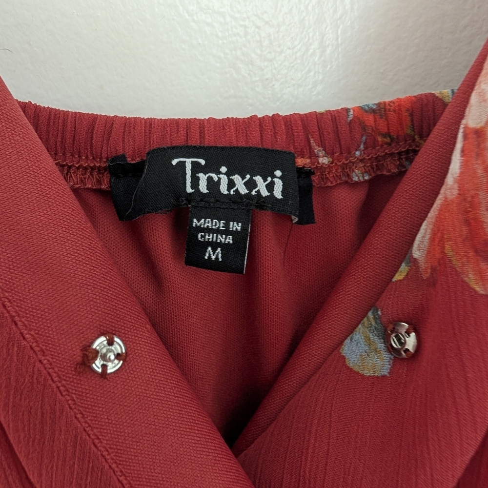 Trixxi Red Floral V-Neck Romper - Picture 2 of 2